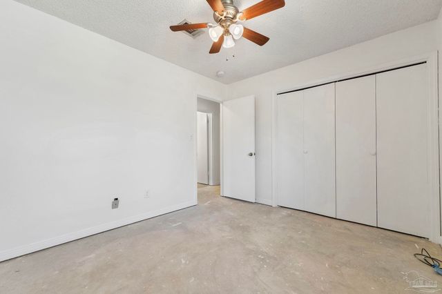 8204 Squire Rd, Pensacola, FL 32514