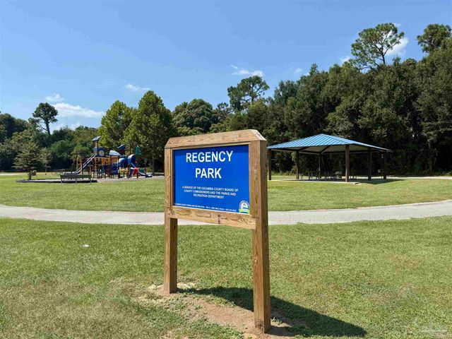 8204 Squire Rd, Pensacola, FL 32514