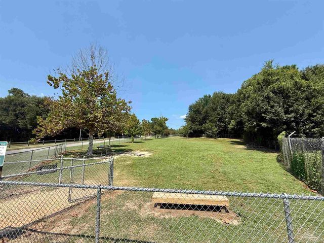 8204 Squire Rd, Pensacola, FL 32514