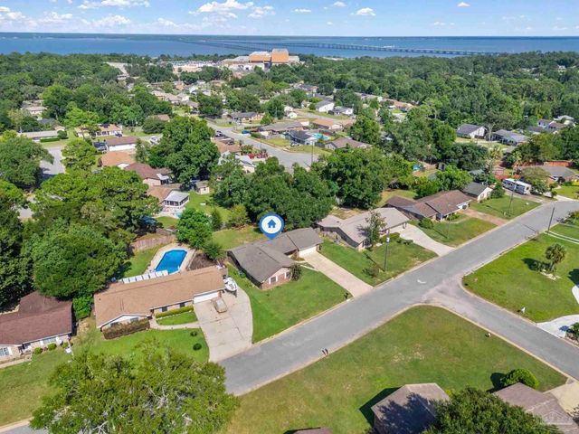 8204 Squire Rd, Pensacola, FL 32514