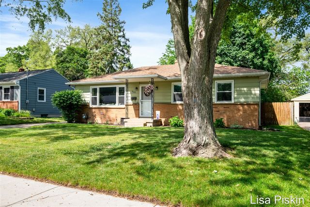 3643 Wyoming Avenue, Wyoming, MI 49519