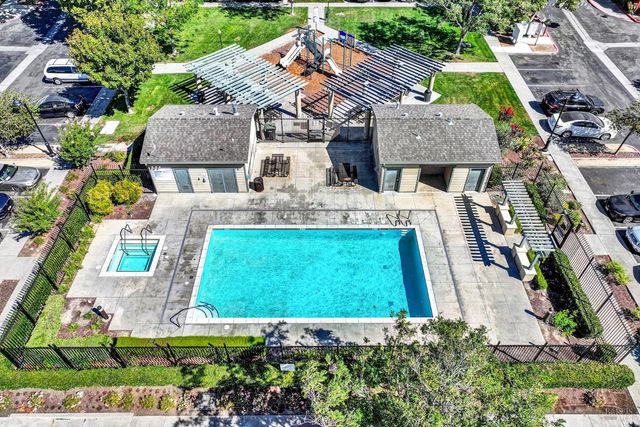 1667 Vicksburg Dr, Fairfield, CA 94533