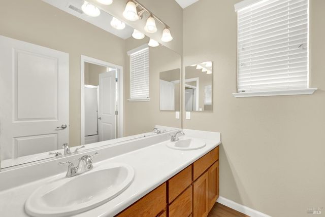 1667 Vicksburg Dr, Fairfield, CA 94533