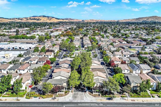 1667 Vicksburg Dr, Fairfield, CA 94533