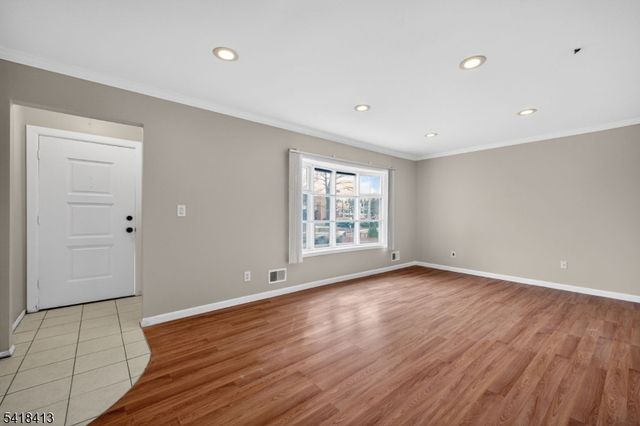 340 Old Post Rd, Edison Twp., NJ 08817