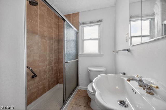 340 Old Post Rd, Edison Twp., NJ 08817