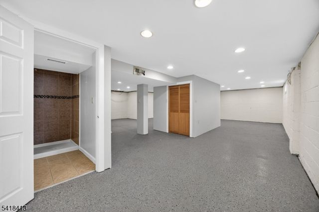 340 Old Post Rd, Edison Twp., NJ 08817
