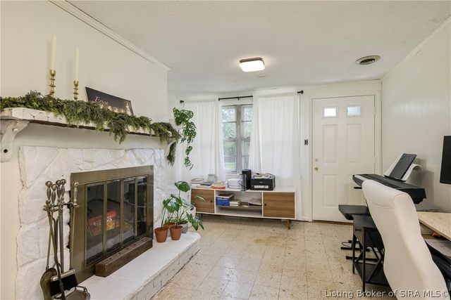 1515 Elliott Avenue, Jeffersonville, IN 47130
