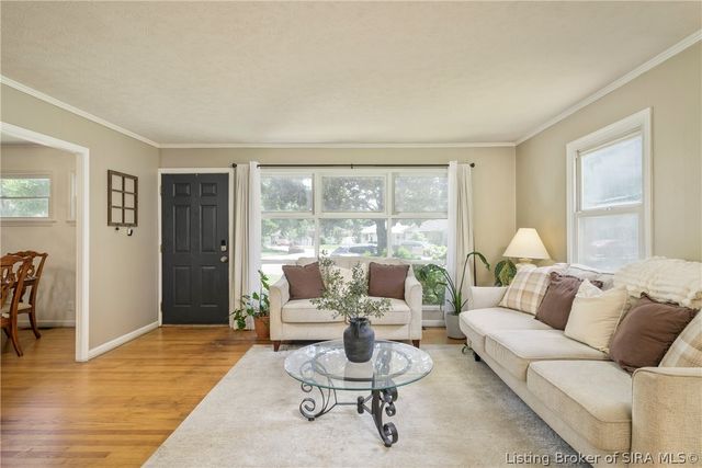 1515 Elliott Avenue, Jeffersonville, IN 47130