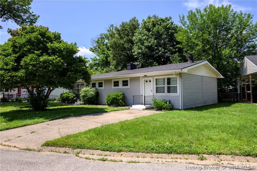1515 Elliott Avenue, Jeffersonville, IN 47130
