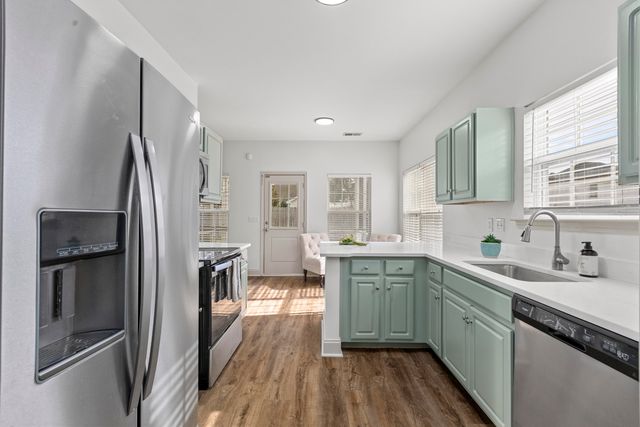 285 Westbrooke Road, Summerville, SC 29486