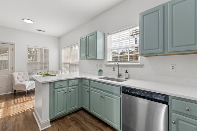 285 Westbrooke Road, Summerville, SC 29486