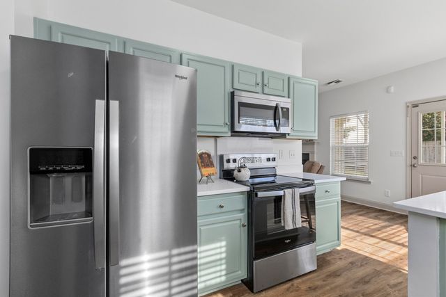 285 Westbrooke Road, Summerville, SC 29486