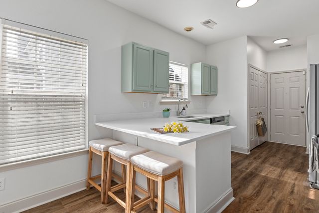 285 Westbrooke Road, Summerville, SC 29486