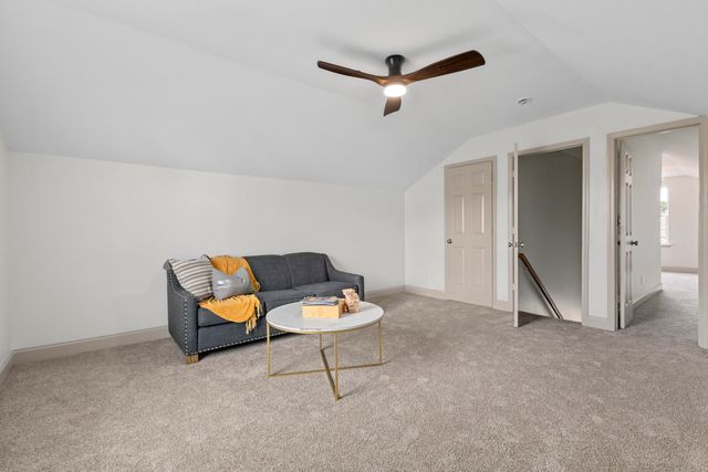 285 Westbrooke Road, Summerville, SC 29486