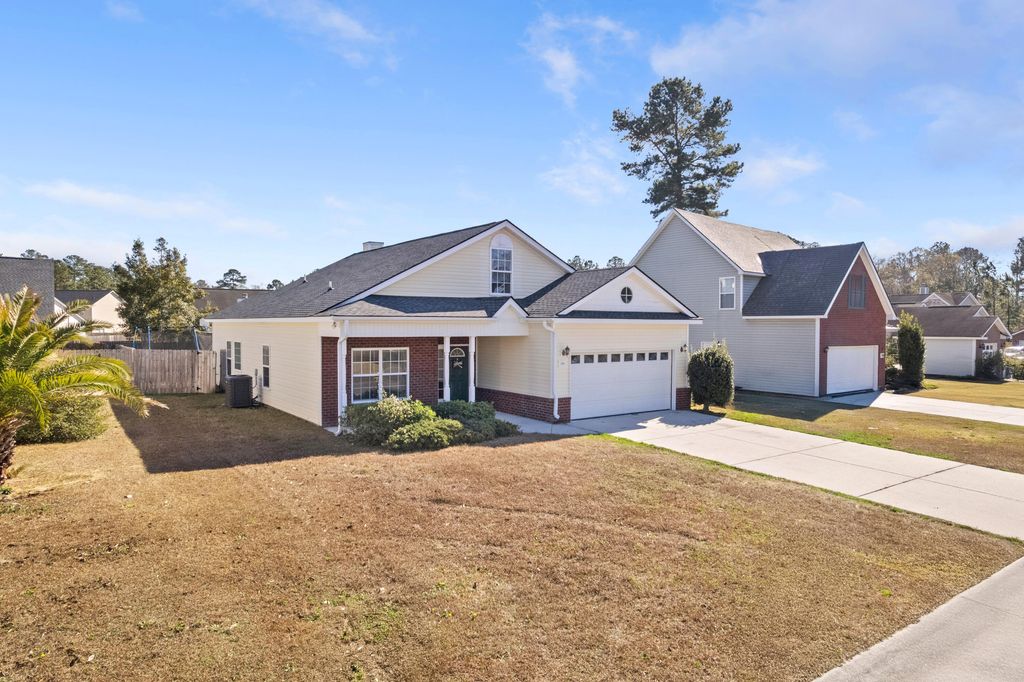 285 Westbrooke Road, Summerville, SC 29486