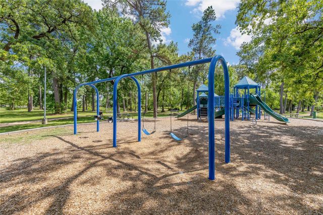 915 Chantilly Lane, Houston, TX 77018