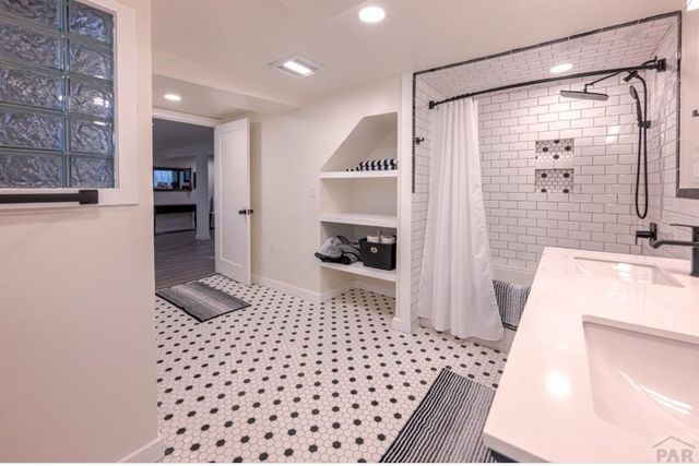 317 W Virginia St., La Veta, CO 81055