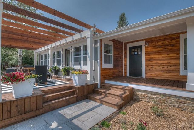 317 W Virginia St., La Veta, CO 81055