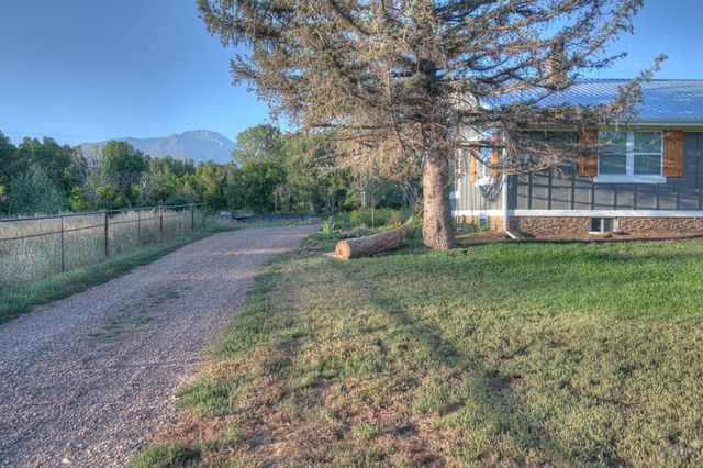 317 W Virginia St., La Veta, CO 81055