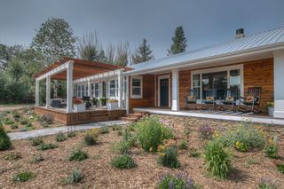 317 W Virginia St., La Veta, CO 81055