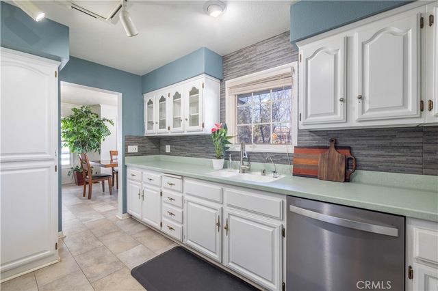 841 Paine Rd, Big Bear Lake, CA 92315