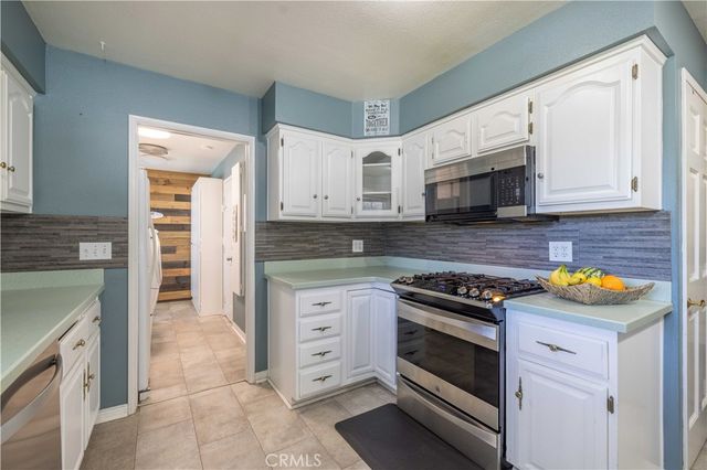 841 Paine Rd, Big Bear Lake, CA 92315