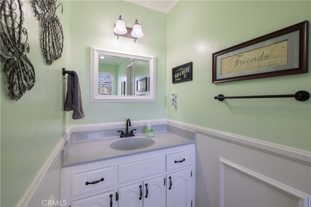 841 Paine Rd, Big Bear Lake, CA 92315