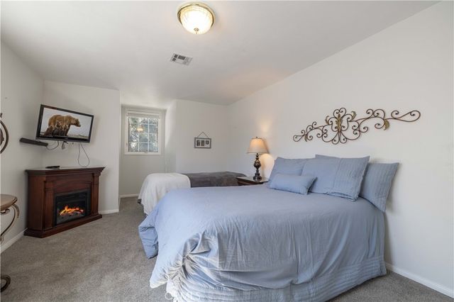 841 Paine Rd, Big Bear Lake, CA 92315