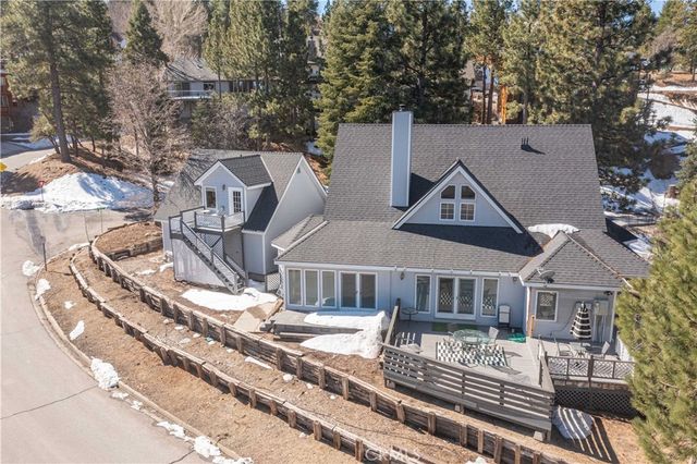 841 Paine Rd, Big Bear Lake, CA 92315