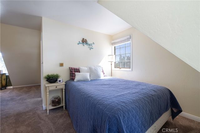 841 Paine Rd, Big Bear Lake, CA 92315