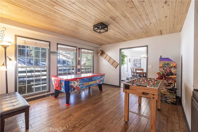 841 Paine Rd, Big Bear Lake, CA 92315