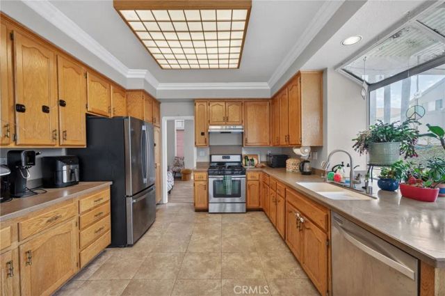 40711 Mountain Pride Drive, Murrieta, CA 92562