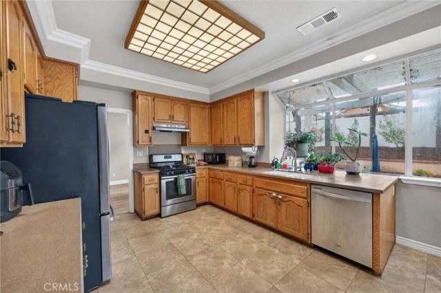 40711 Mountain Pride Drive, Murrieta, CA 92562