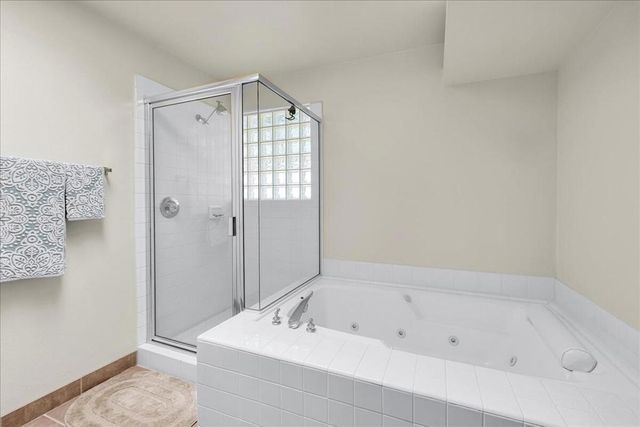 1555 N Chaparral Road 402, Palm Springs, CA 92262