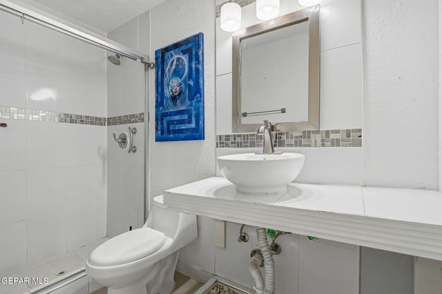 1516 Jim Colbert Lane, El Paso, TX 79936