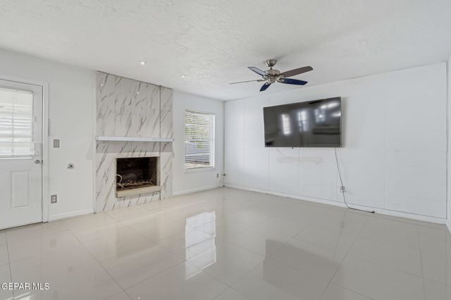 1516 Jim Colbert Lane, El Paso, TX 79936