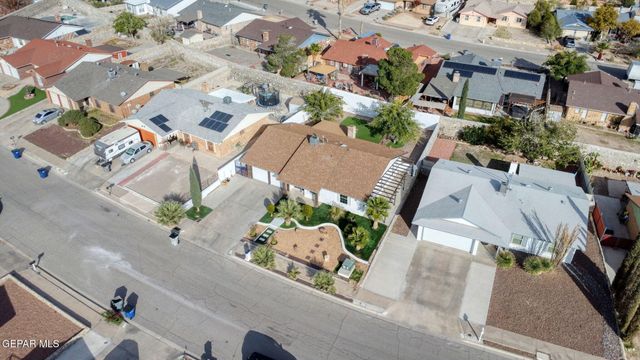 1516 Jim Colbert Lane, El Paso, TX 79936