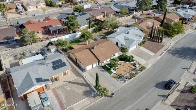 1516 Jim Colbert Lane, El Paso, TX 79936