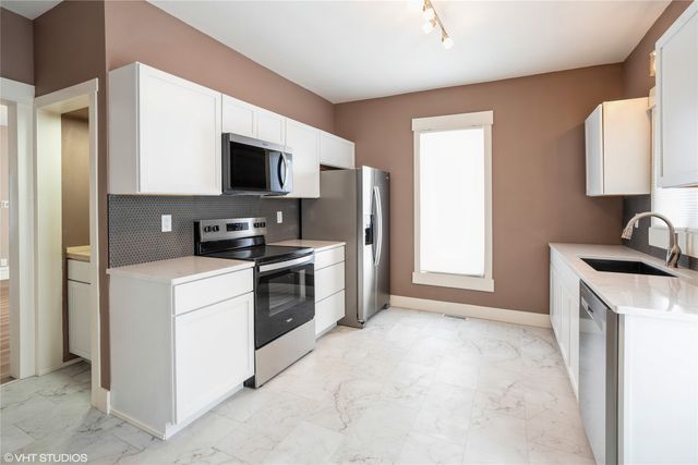 201 E 4th Street S, Newton, IA 50208