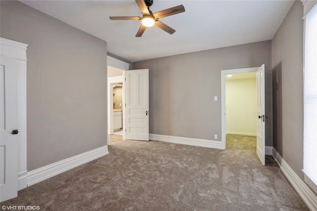 201 E 4th Street S, Newton, IA 50208