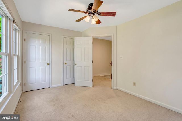 6586 SKYLEMAR TRL, Centreville, VA 20121