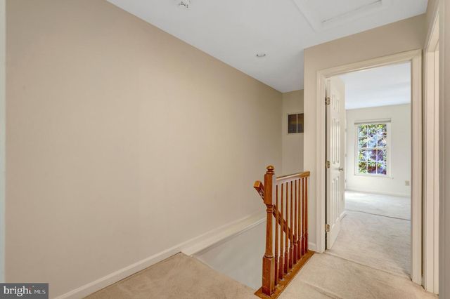 6586 SKYLEMAR TRL, Centreville, VA 20121