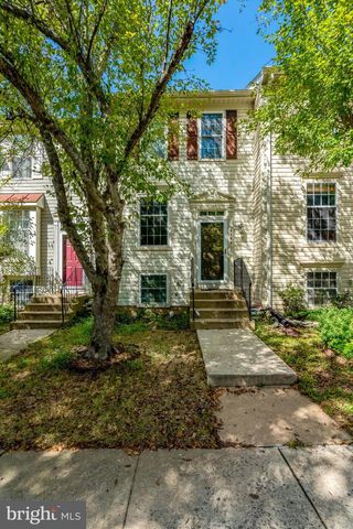6586 SKYLEMAR TRL, Centreville, VA 20121