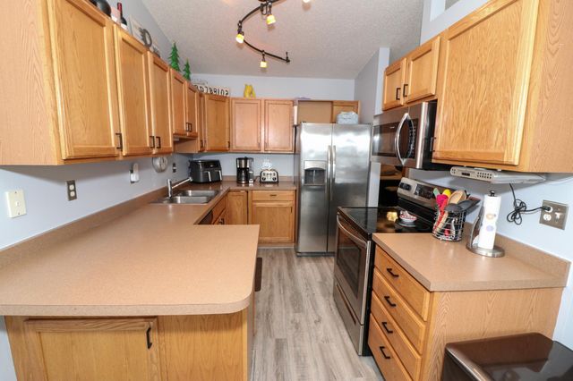 4812 51st Avenue S, Fargo, ND 58104