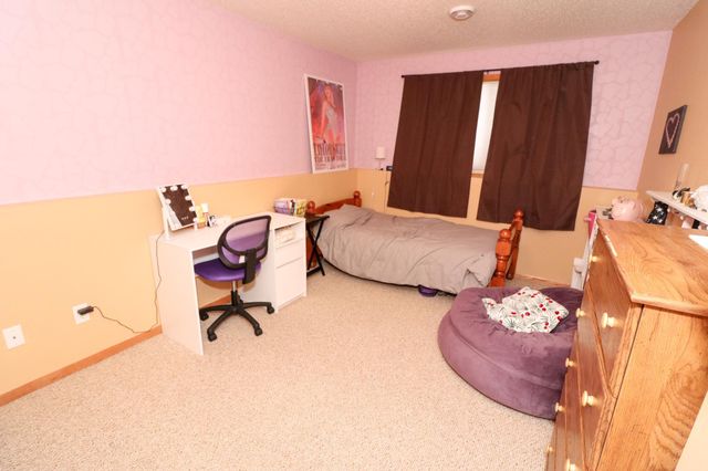 4812 51st Avenue S, Fargo, ND 58104