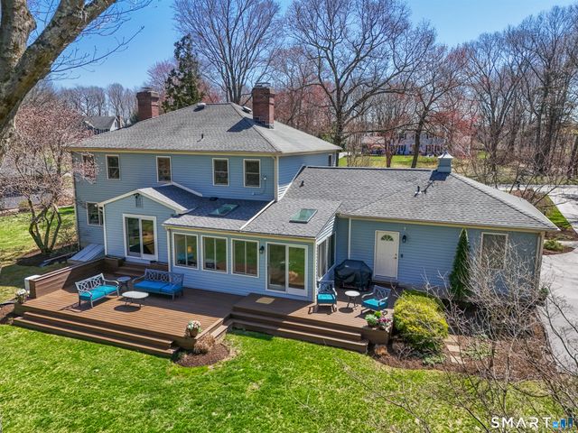 21 Shawnee Lane, Monroe, CT 06468