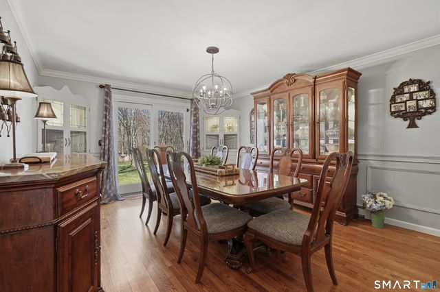 21 Shawnee Lane, Monroe, CT 06468