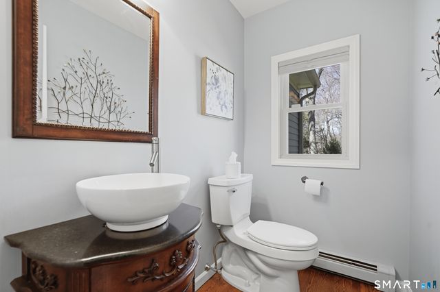 21 Shawnee Lane, Monroe, CT 06468