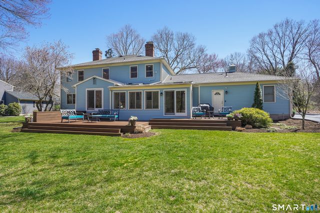 21 Shawnee Lane, Monroe, CT 06468